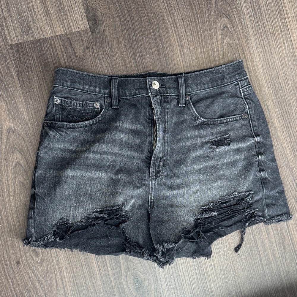 American Eagle distressed shorts